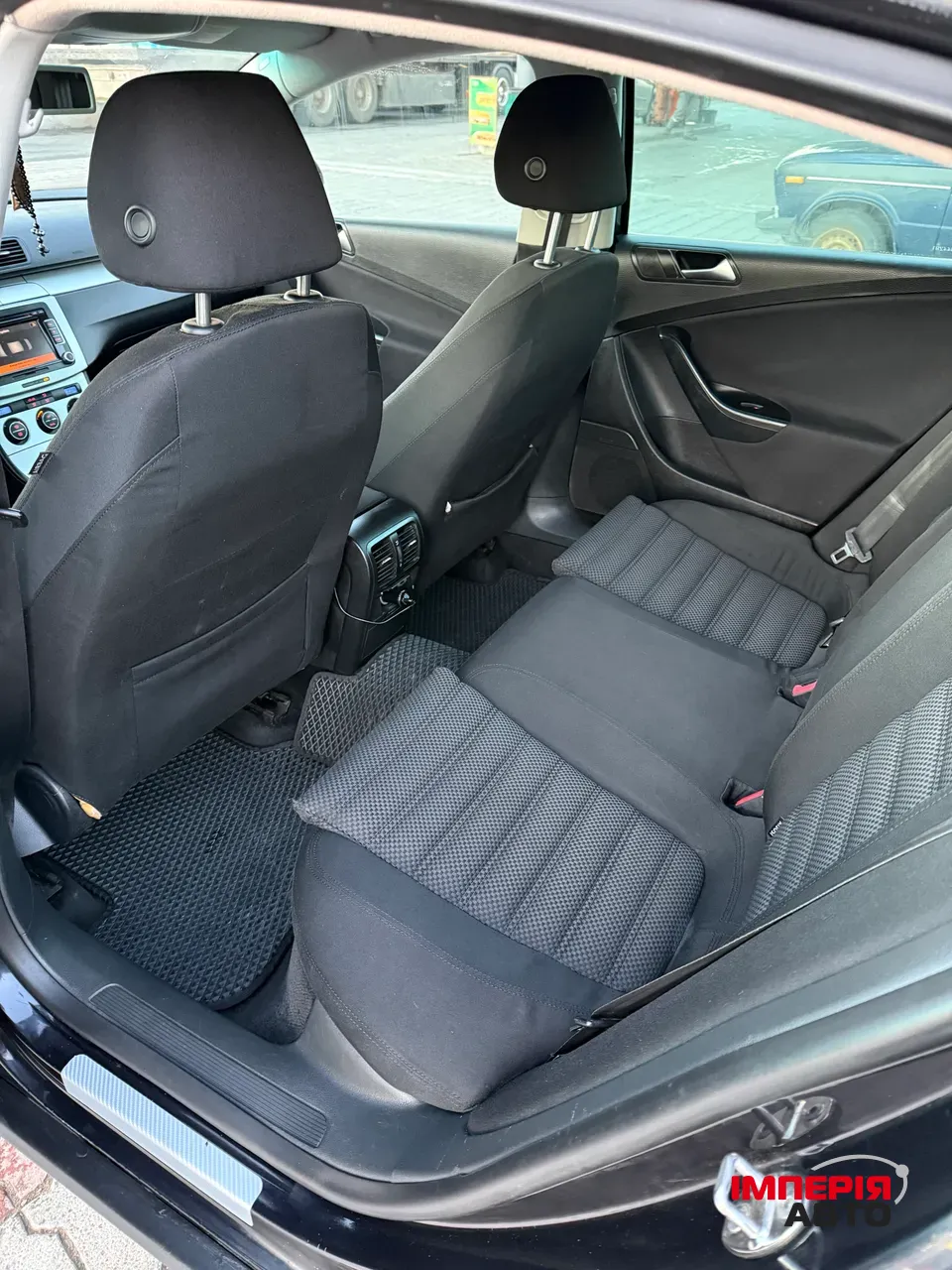 Volkswagen Passat - фото 13