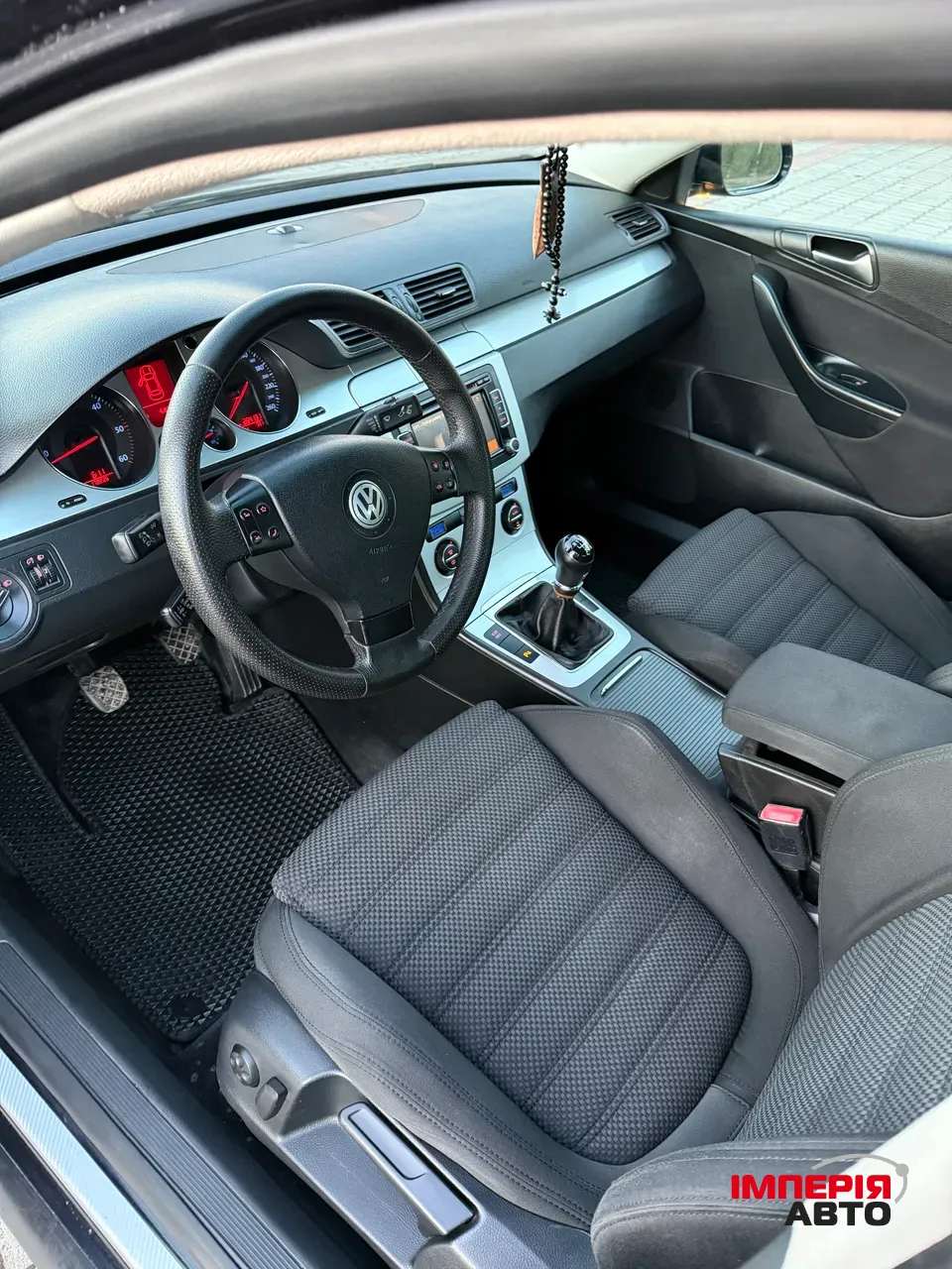 Volkswagen Passat - фото 11