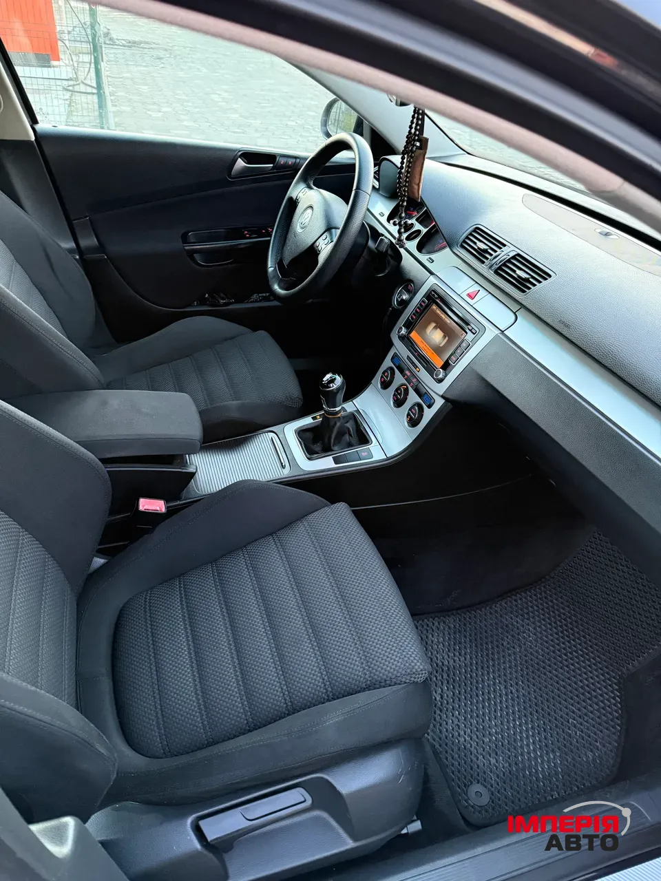 Volkswagen Passat - фото 18