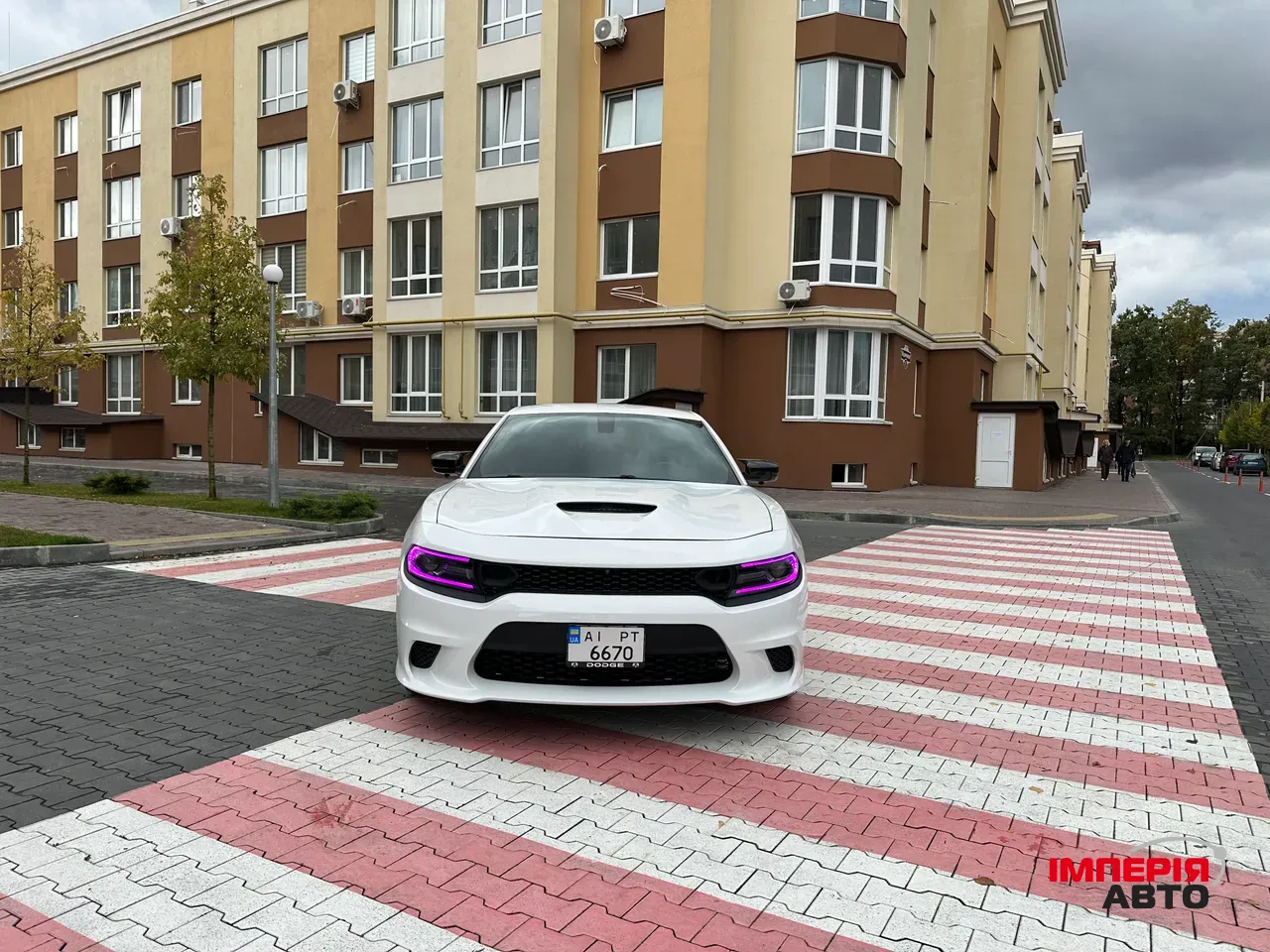 Dodge Charger - фото 13
