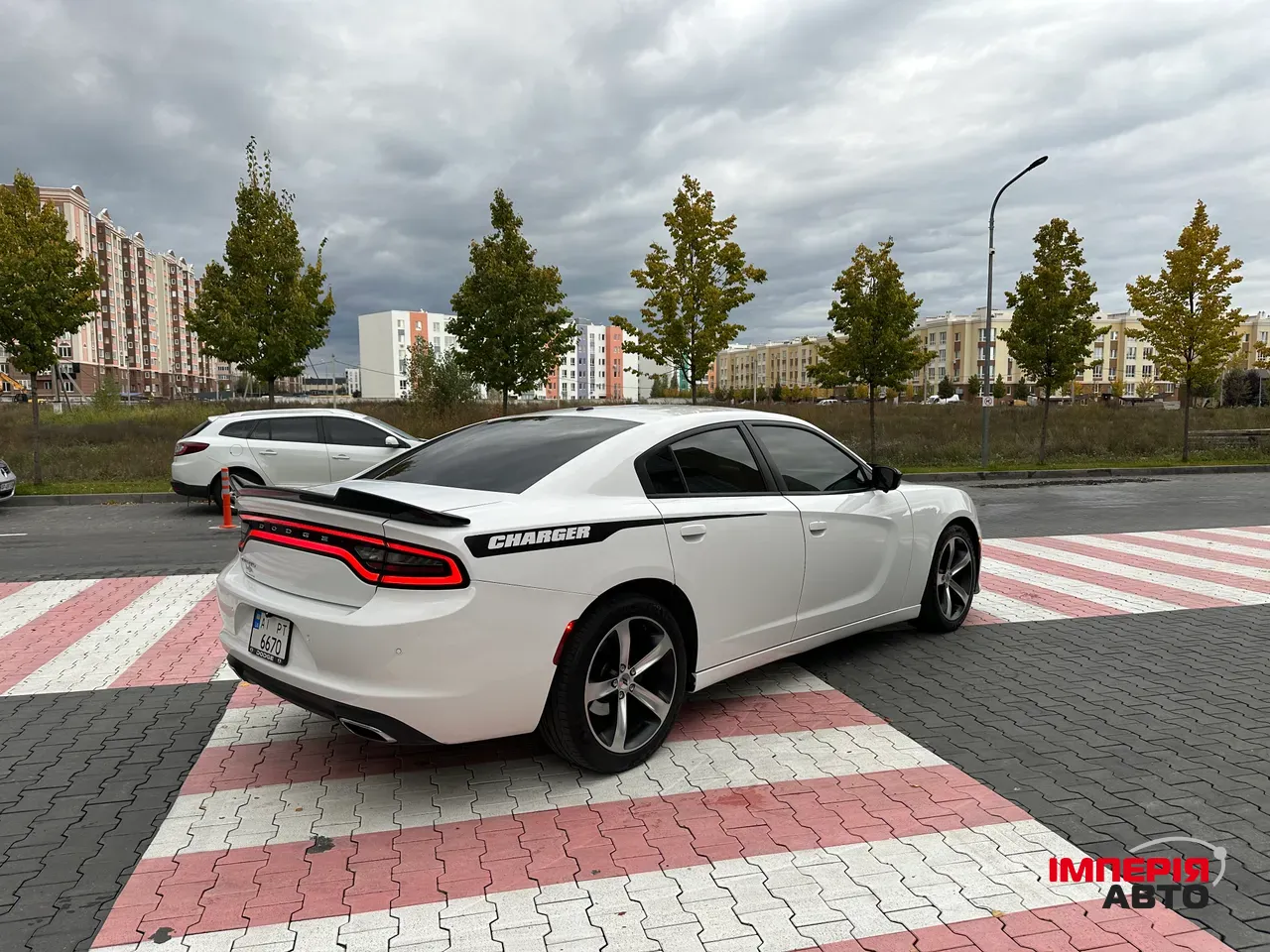 Dodge Charger - фото 8