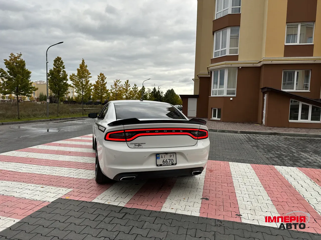 Dodge Charger - фото 5