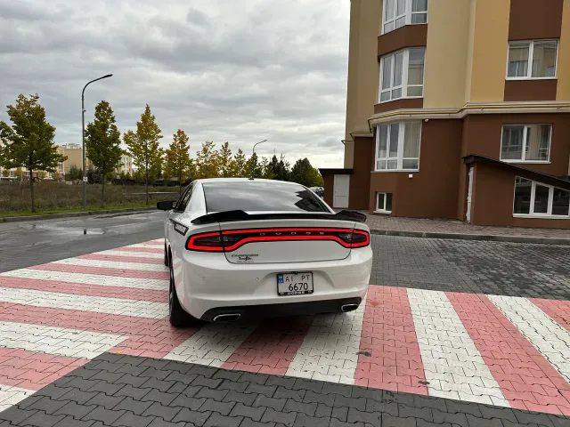 Dodge Charger - фото 5