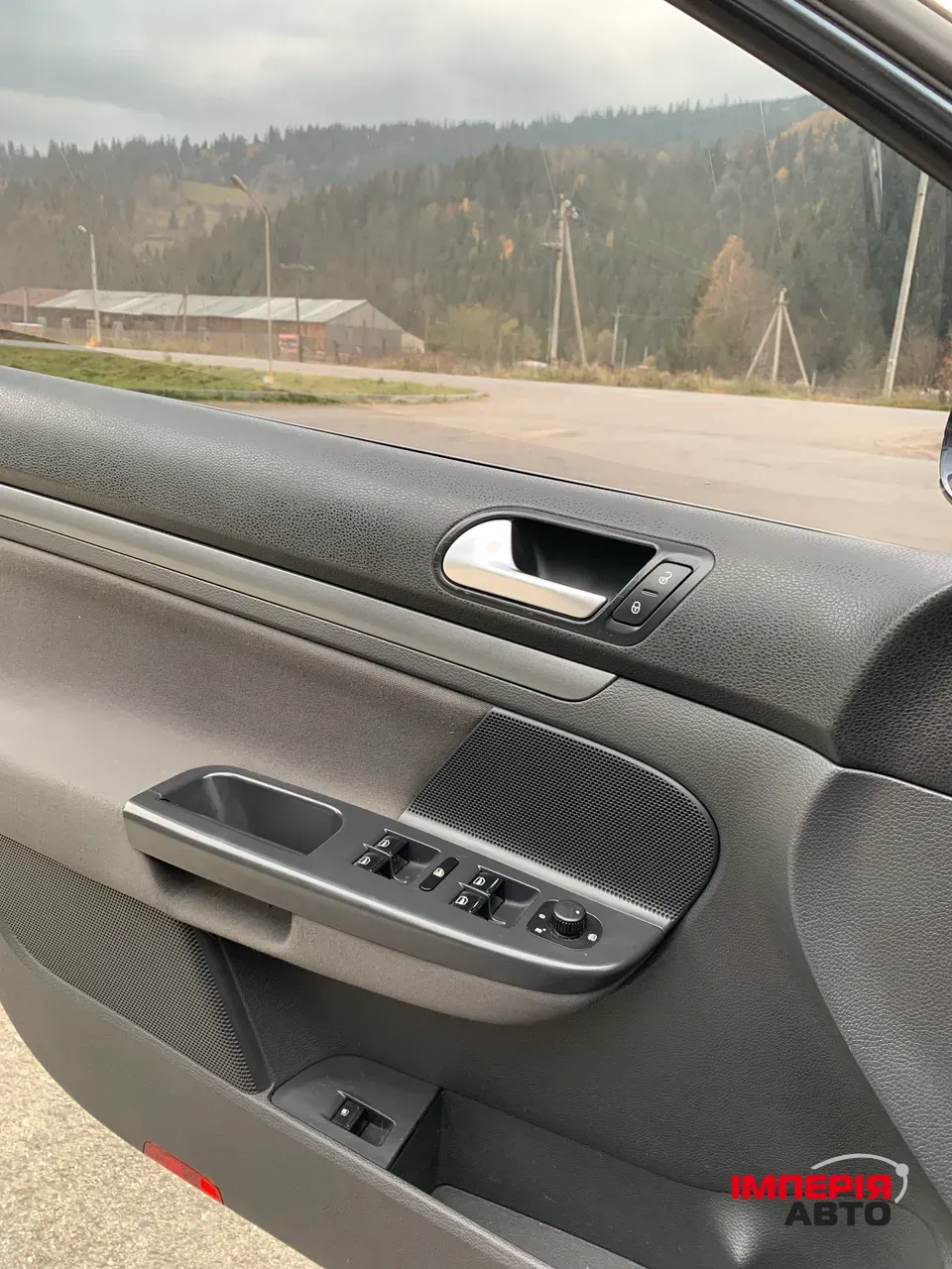 Volkswagen Jetta - фото 22