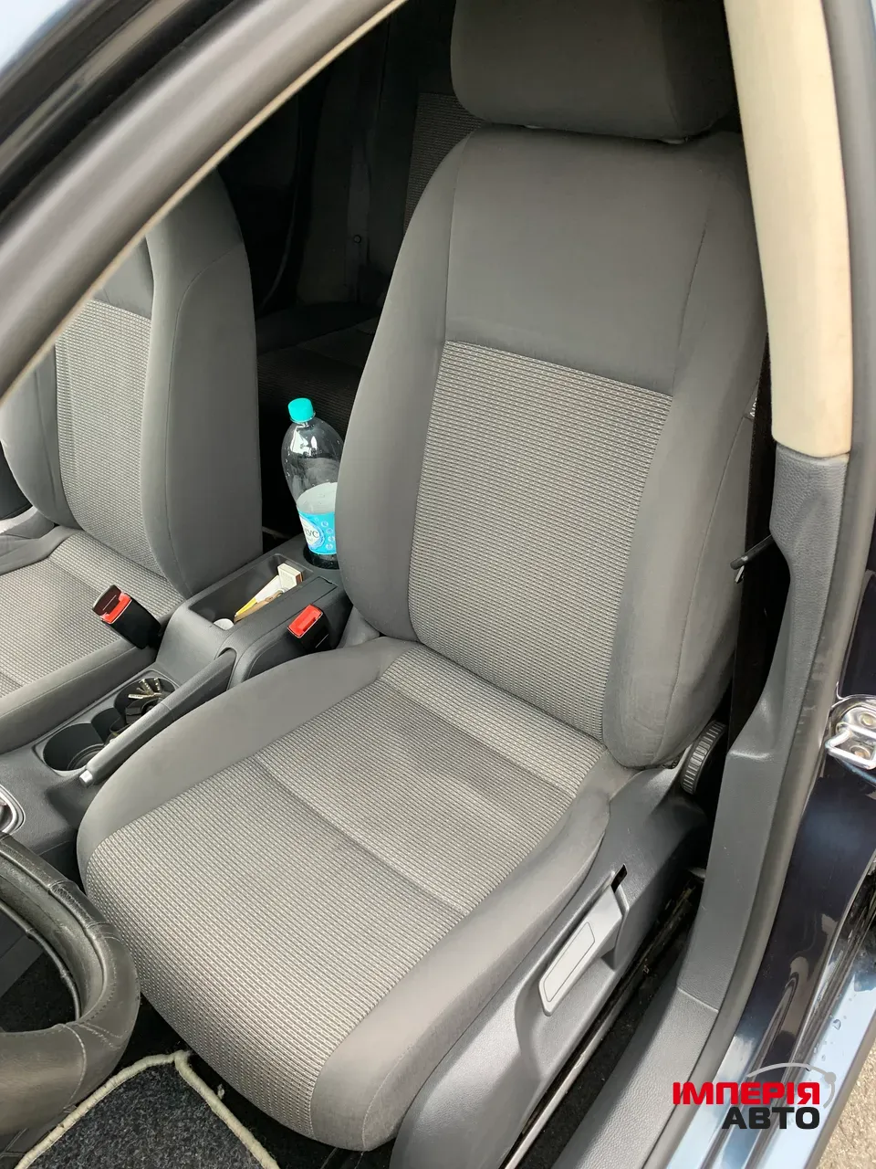 Volkswagen Jetta - фото 20