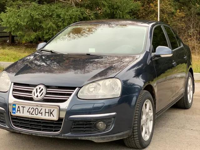 Volkswagen Jetta - фото 4