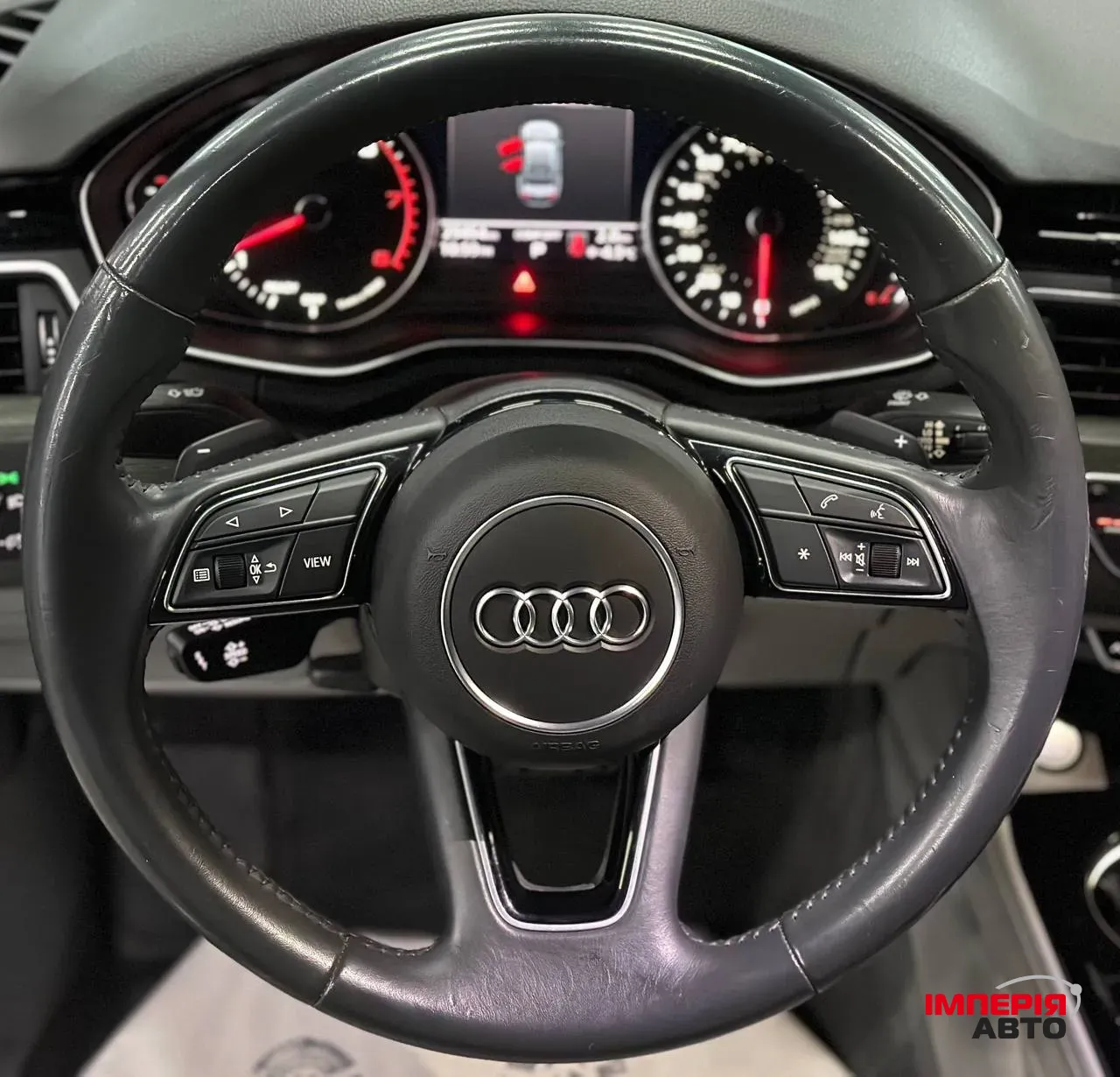 Audi A4 - фото 14