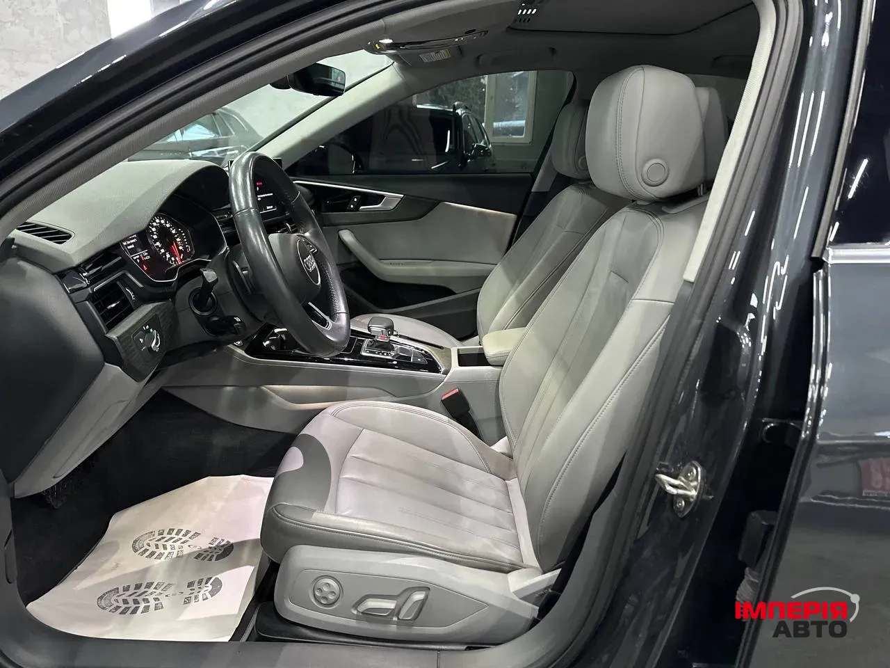 Audi A4 - фото 3