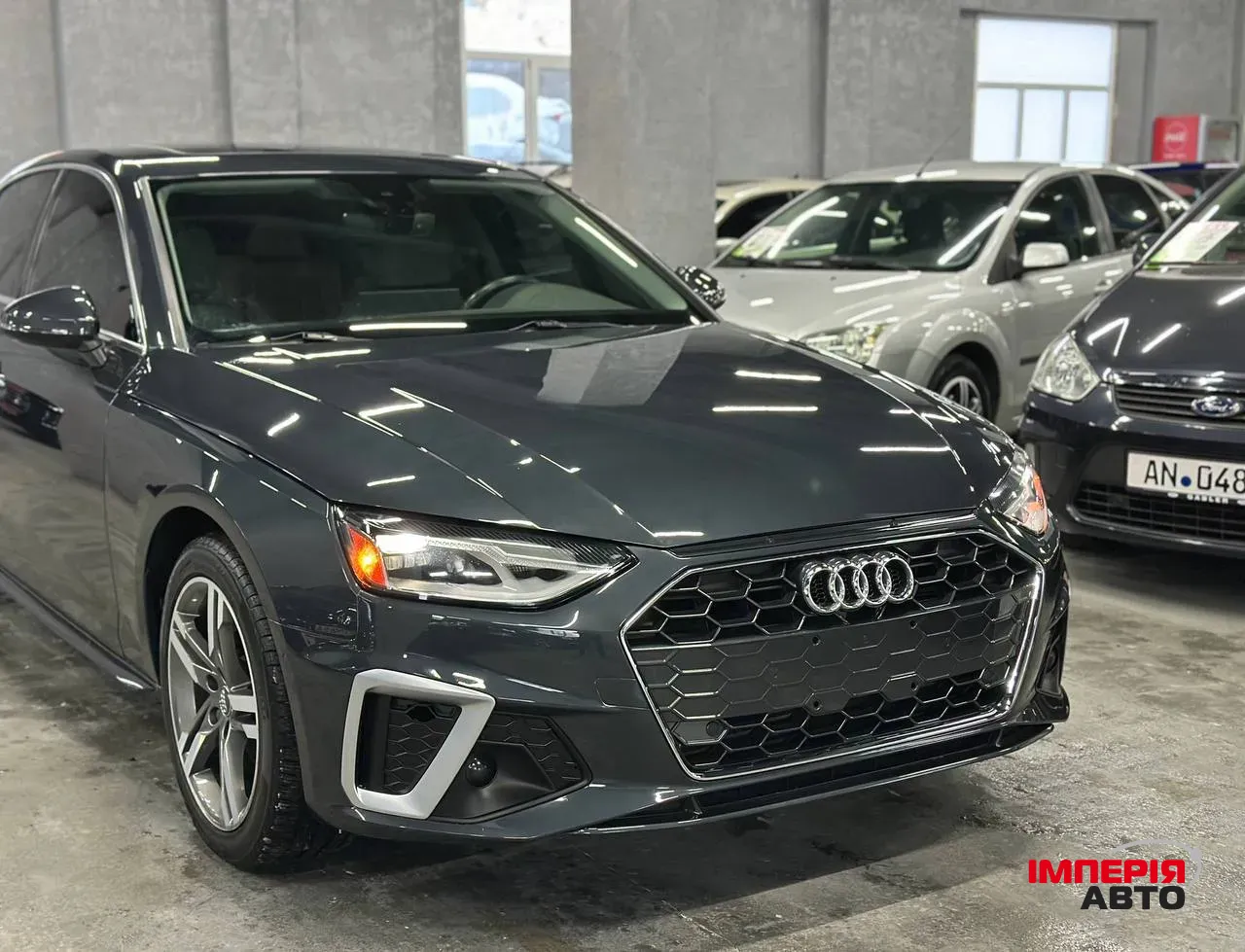 Audi A4 - фото 29