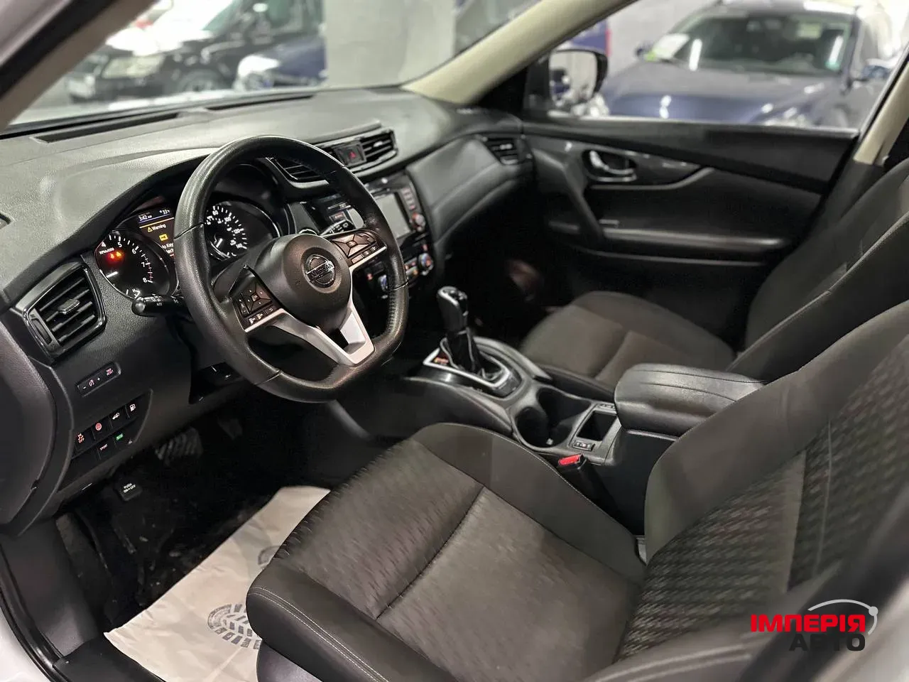 Nissan Rogue - фото 9