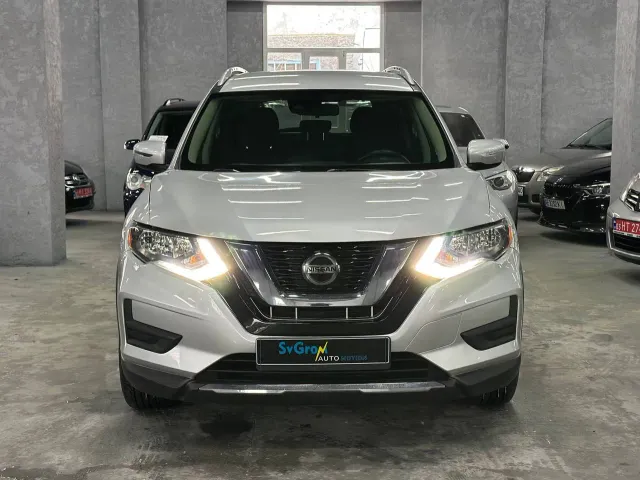 Nissan Rogue - фото 1