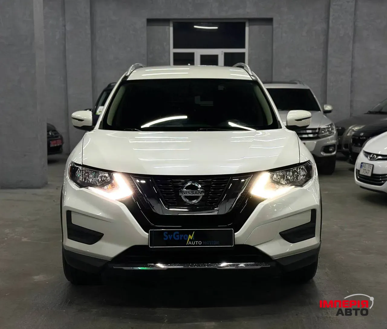 Nissan Rogue - фото 1