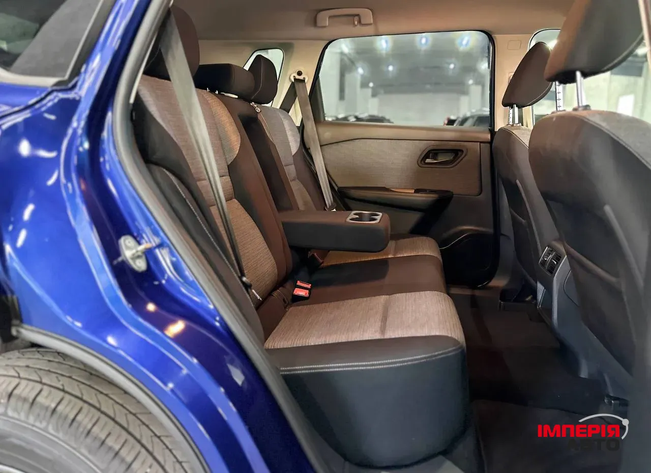 Nissan Rogue - фото 4