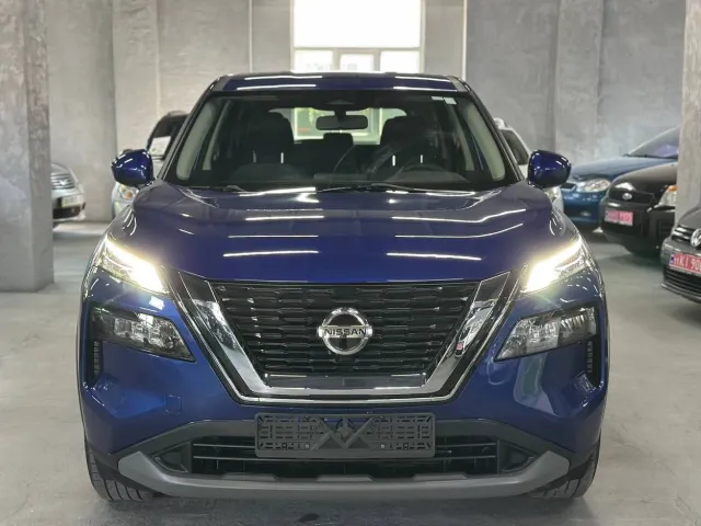 Nissan Rogue - фото 1