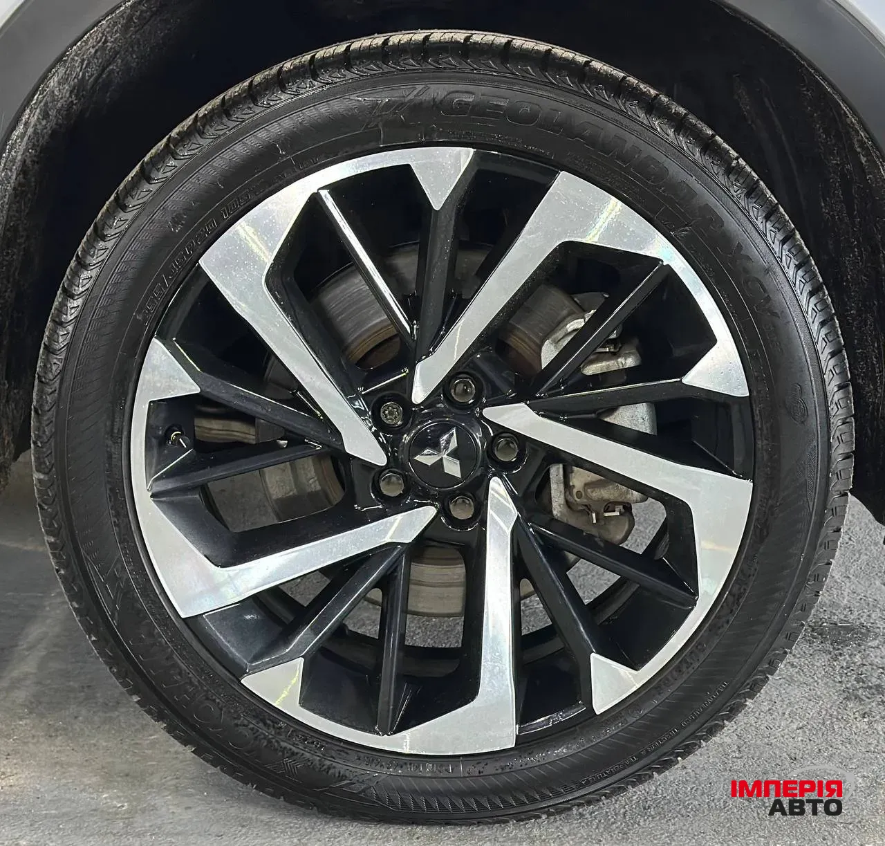 Mitsubishi Outlander - фото 28