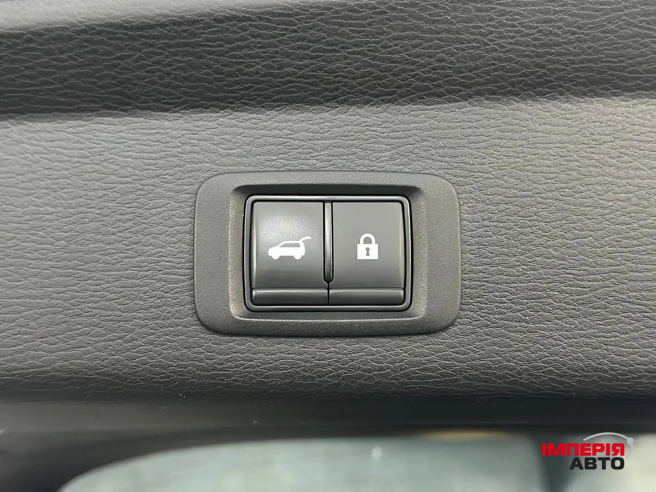 Mitsubishi Outlander - фото 27