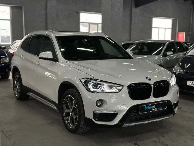 BMW X1 - фото 5