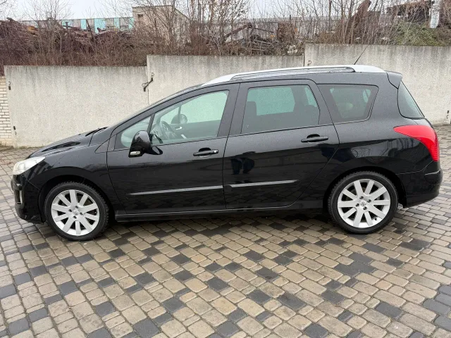 Peugeot 308 - фото 5