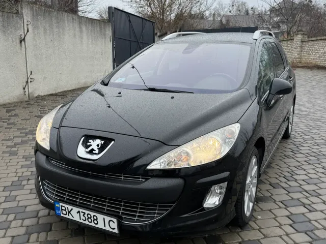 Peugeot 308 - фото 1