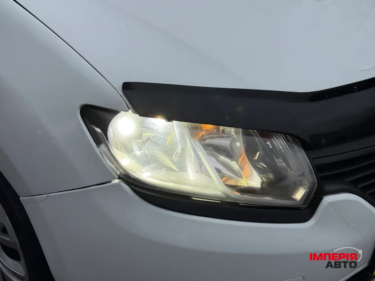 Renault Logan - фото 34