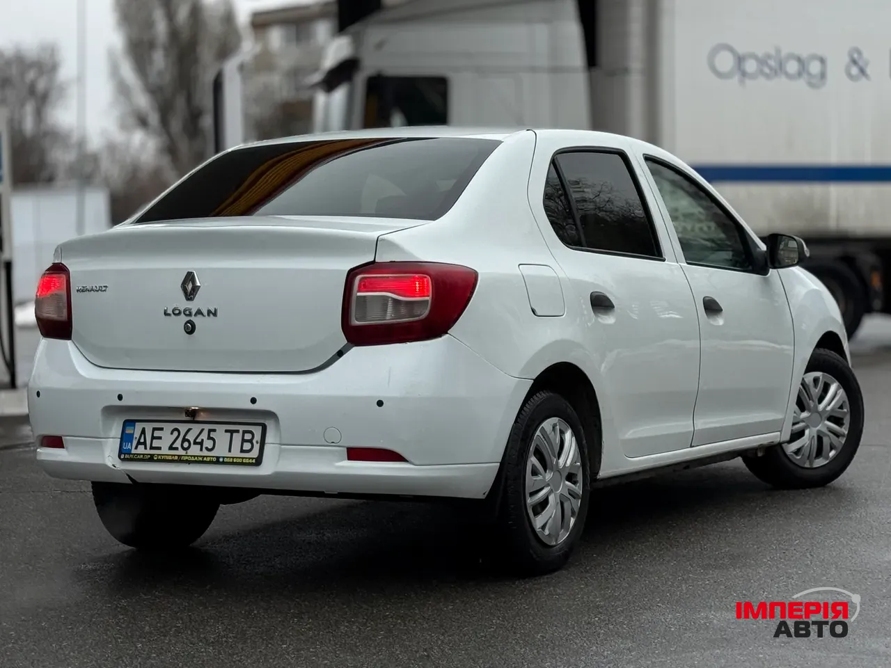 Renault Logan - фото 5