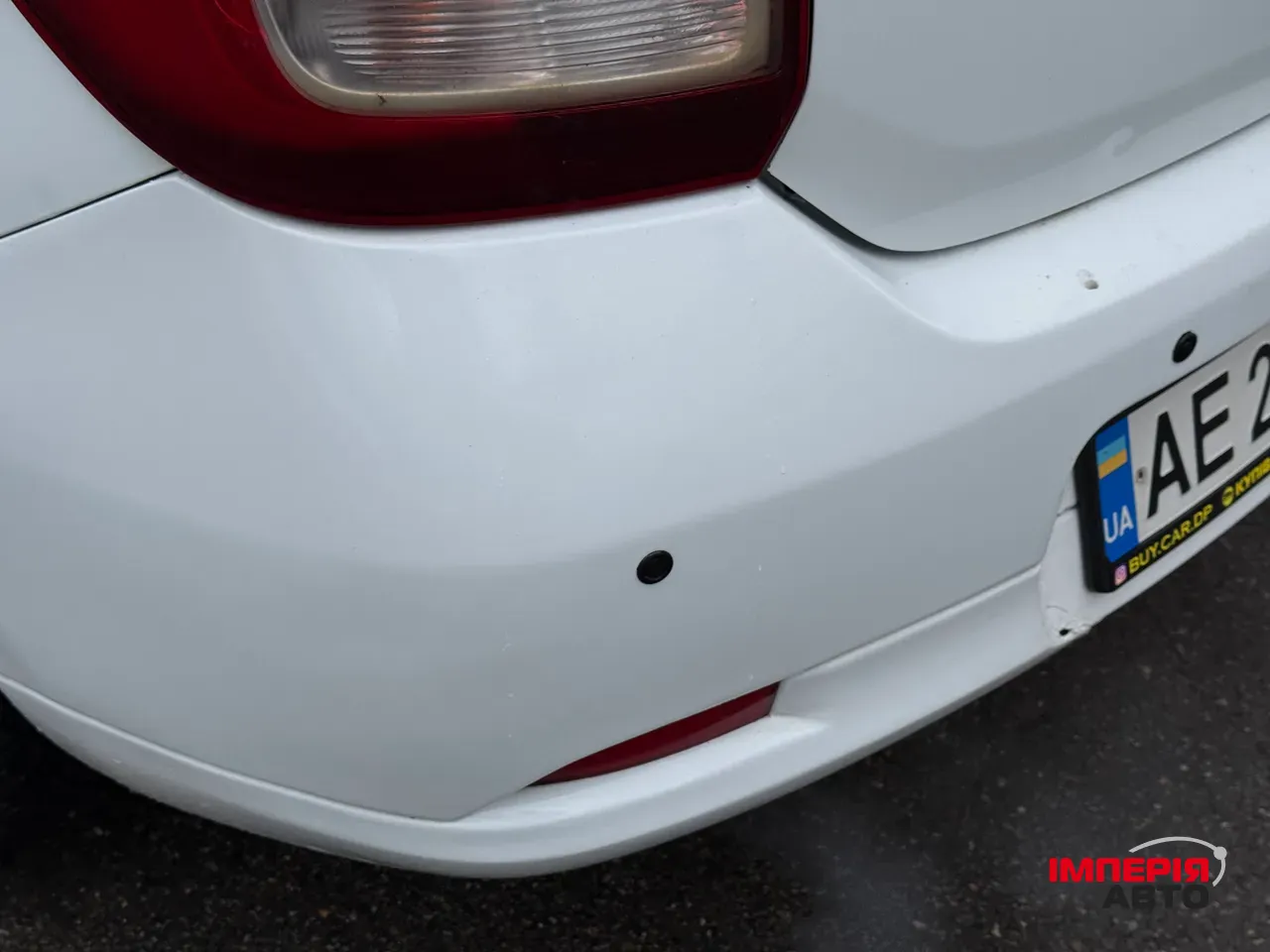 Renault Logan - фото 21