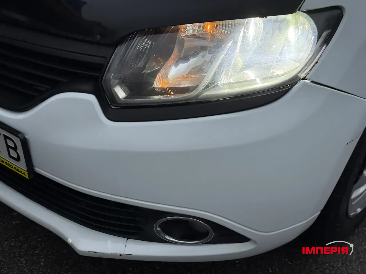 Renault Logan - фото 16