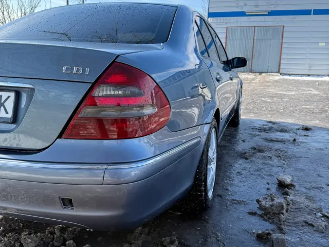 Mercedes-Benz E-Класс - фото 5