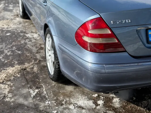 Mercedes-Benz E-Класс - фото 3