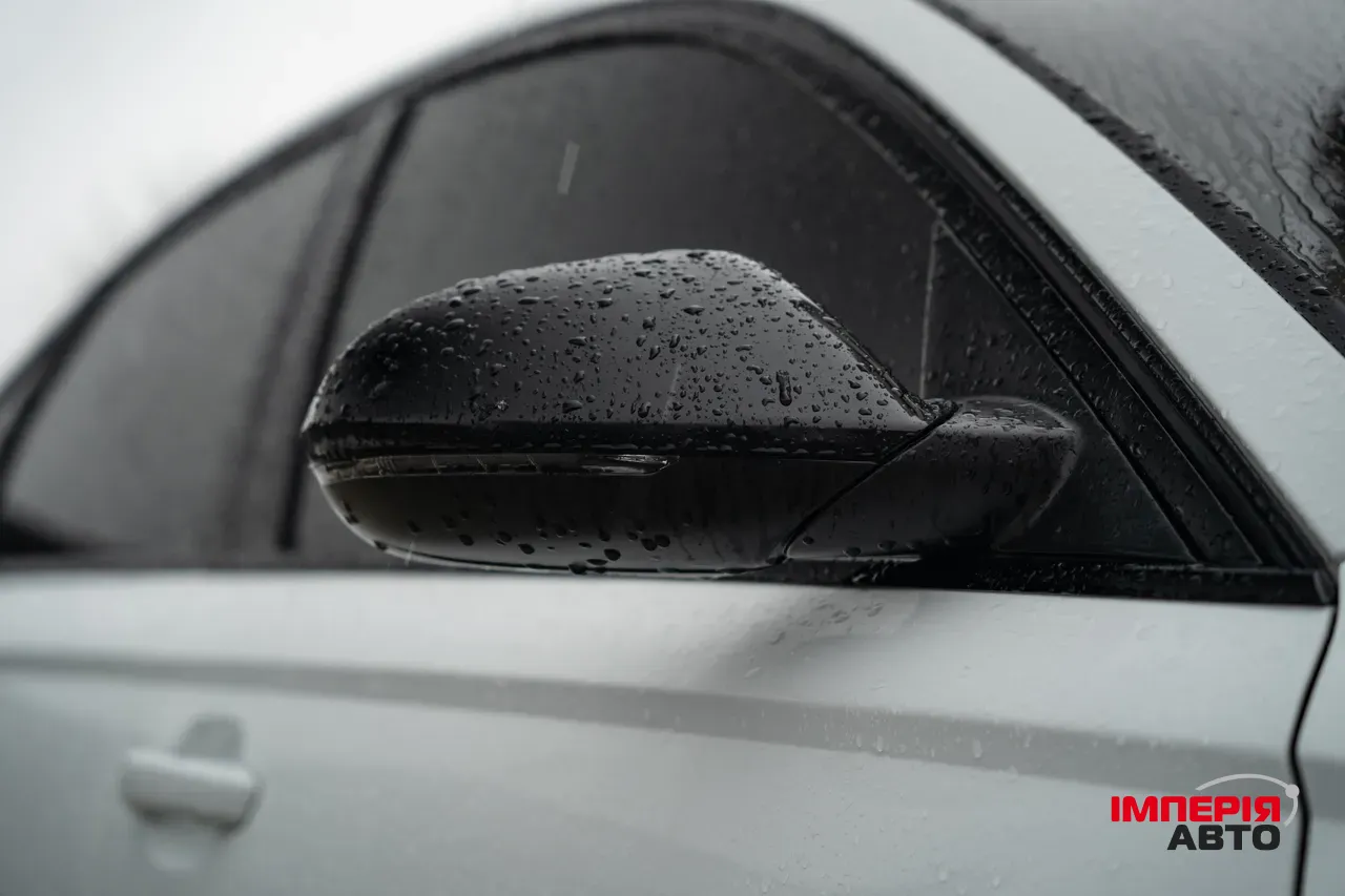 Audi A6 - фото 8