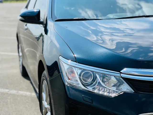 Toyota Camry - фото 3
