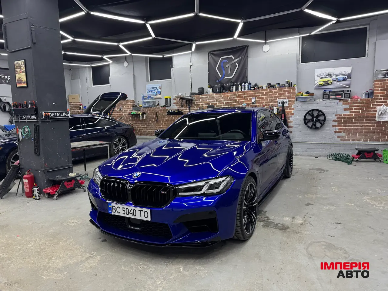 BMW M5 - фото 5