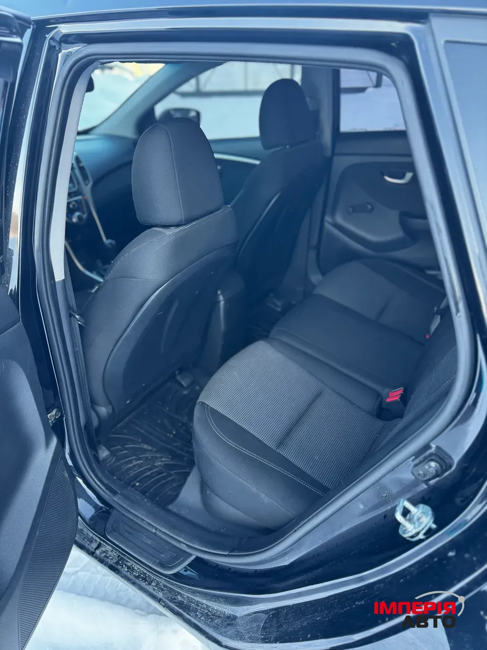 Hyundai i30 - фото 9