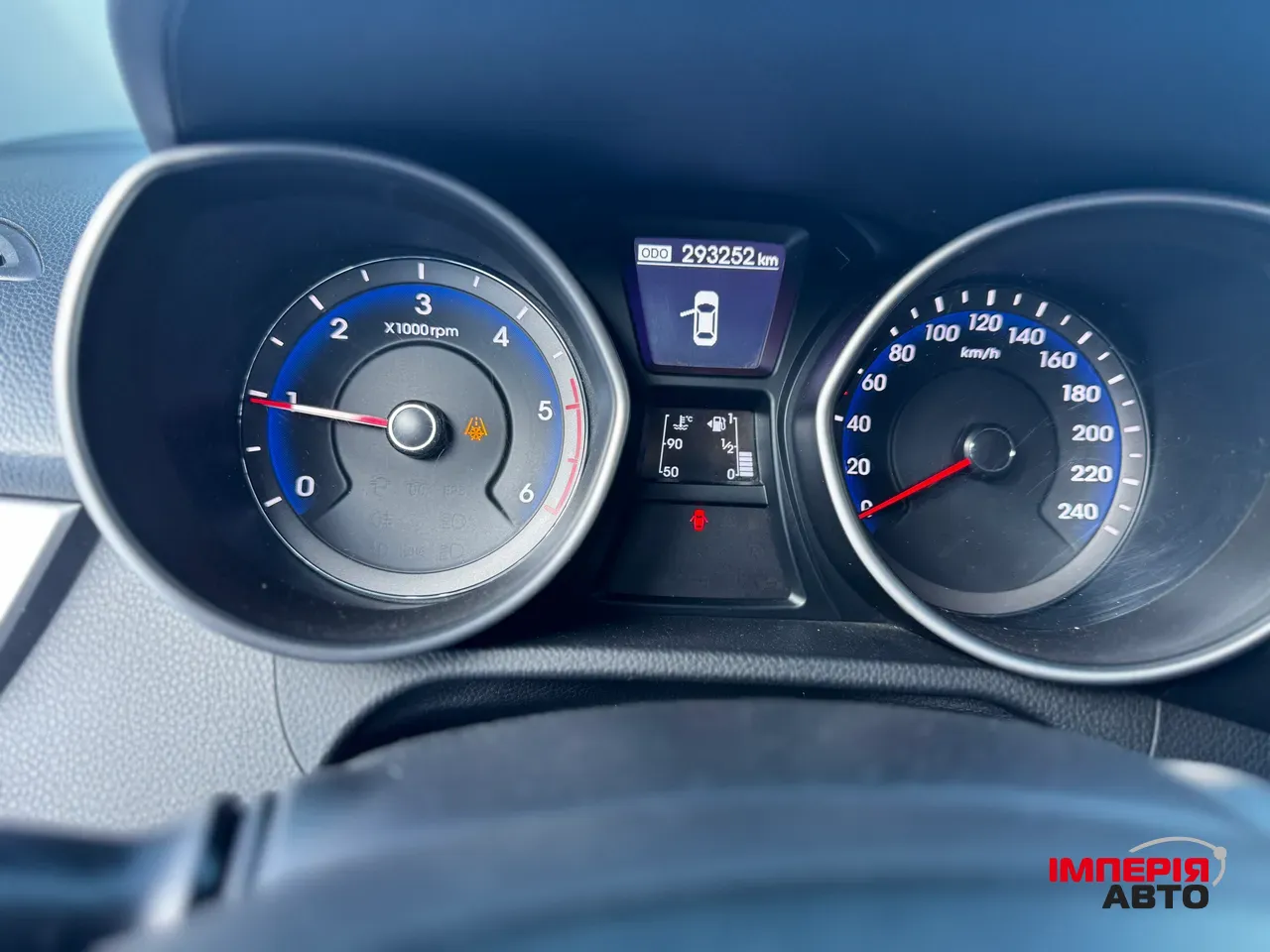 Hyundai i30 - фото 11