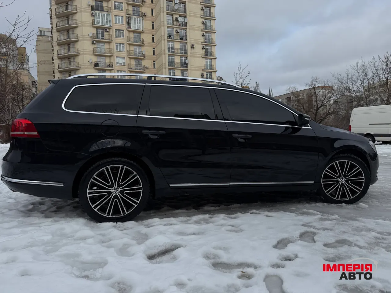 Volkswagen Passat - фото 12