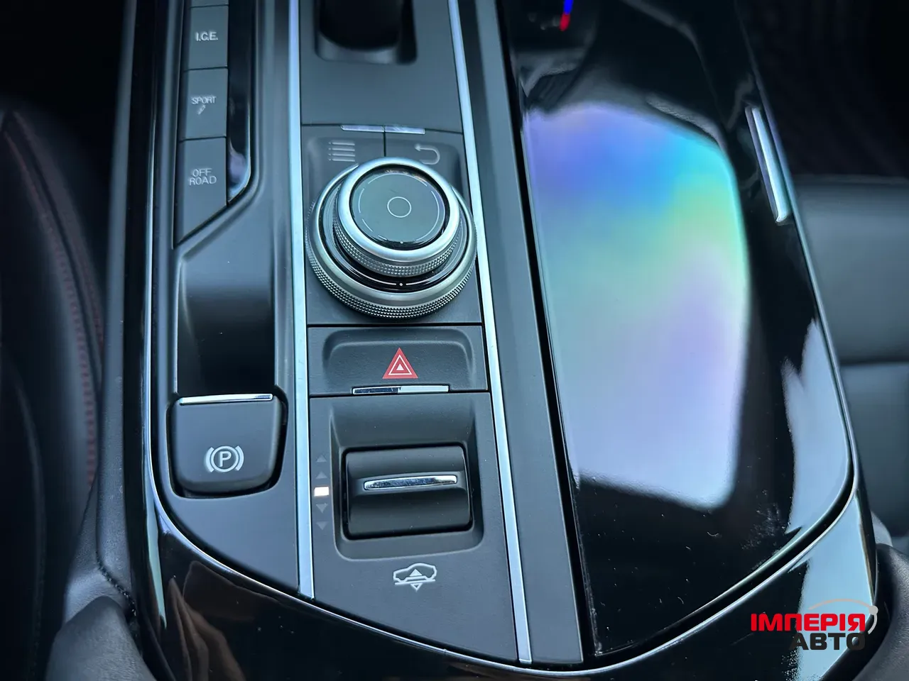 Maserati Levante - фото 32