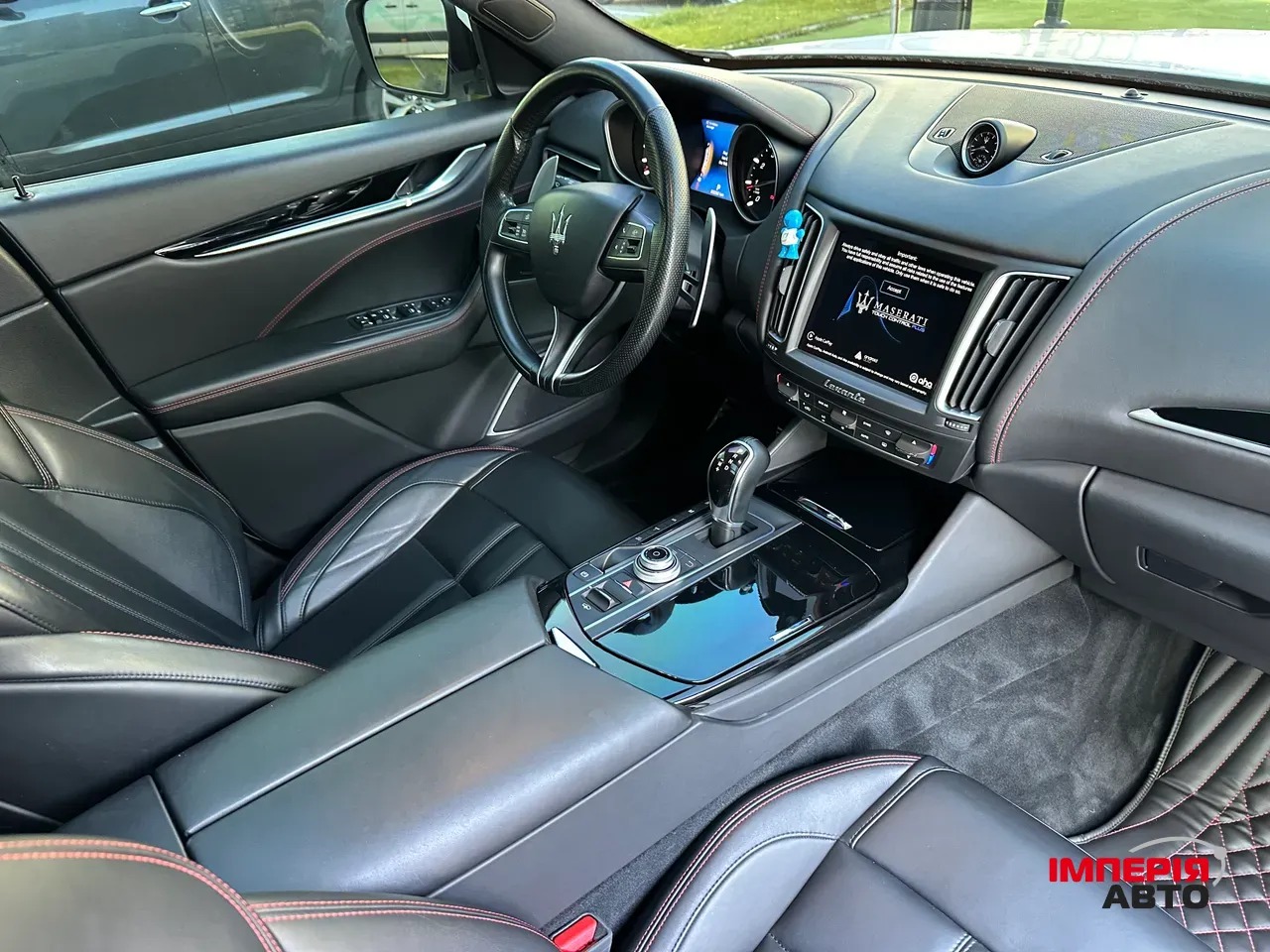 Maserati Levante - фото 26