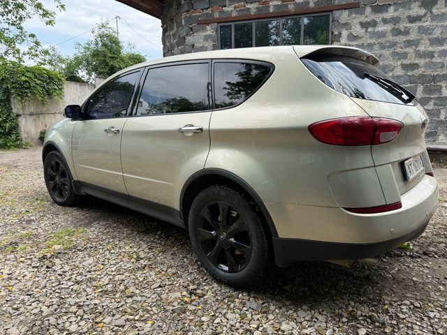 Subaru Tribeca - фото 2