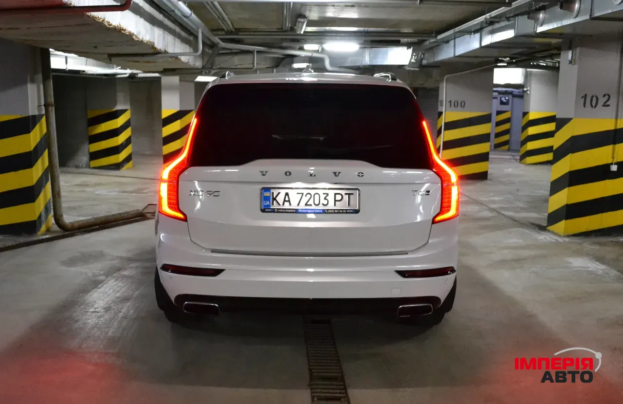 Volvo XC90 - фото 7
