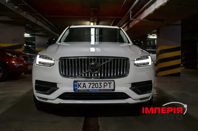 Volvo XC90 - фото 5