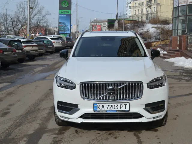 Volvo XC90 - фото 2