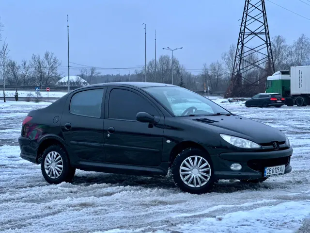 Peugeot 206 - фото 4