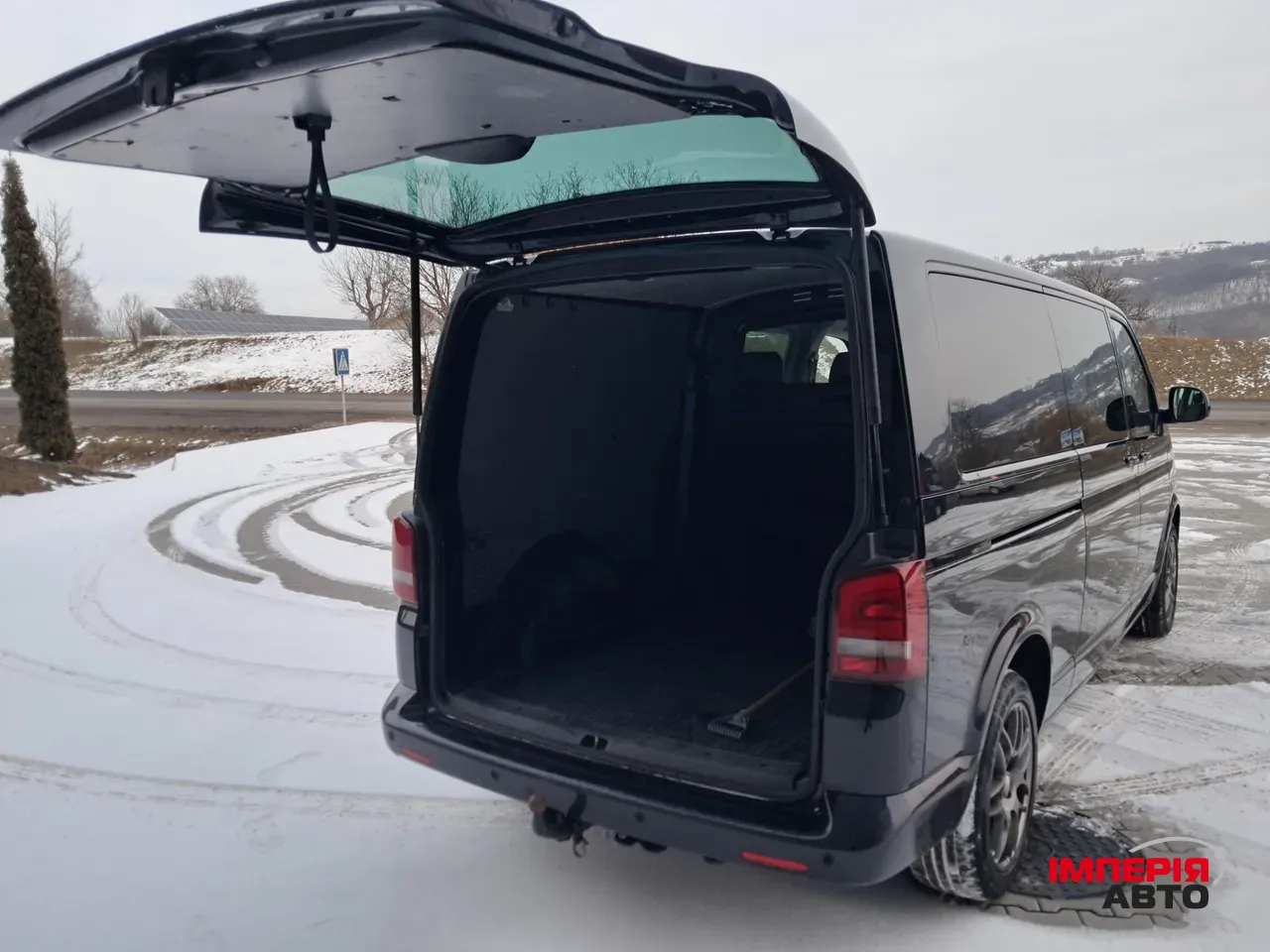 Volkswagen Transporter - фото 10