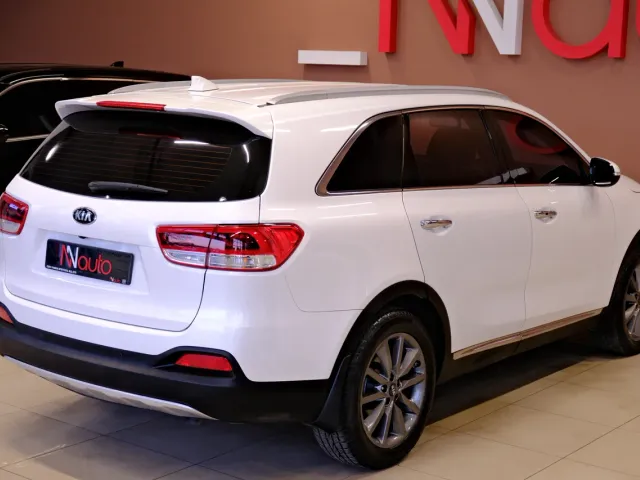 Kia Sorento - фото 5