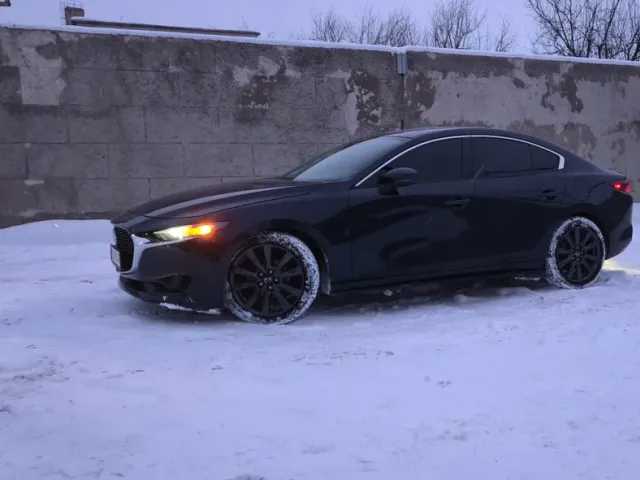 Mazda 3 - фото 5