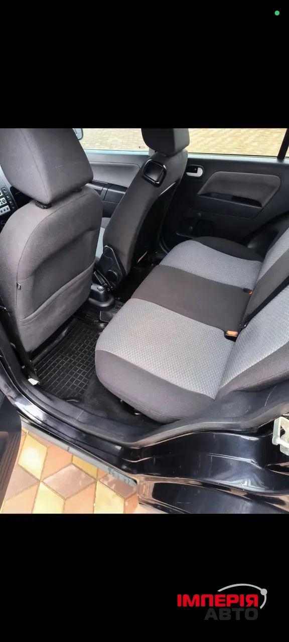 Ford Fusion - фото 16