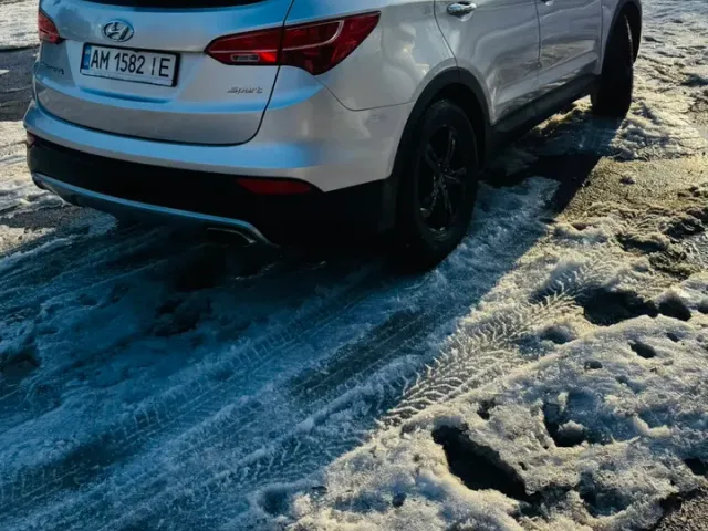 Hyundai Santa Fe - фото 3