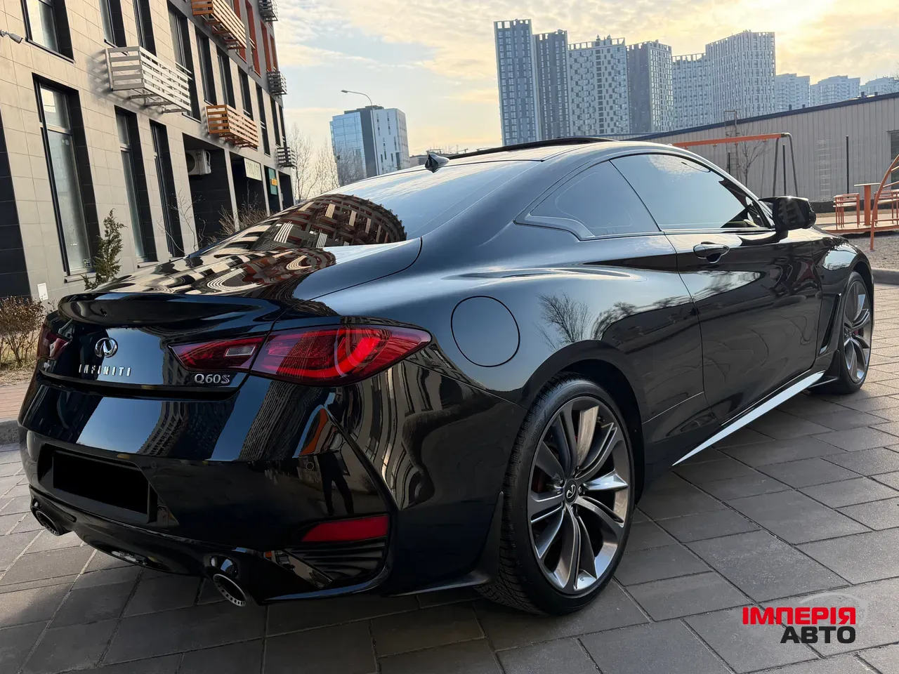 Infiniti Q60 - фото 8