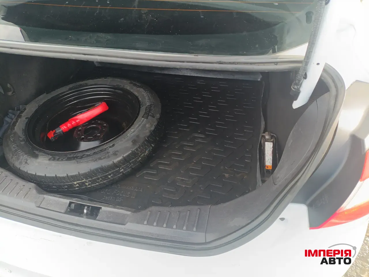 Ford Focus - фото 12