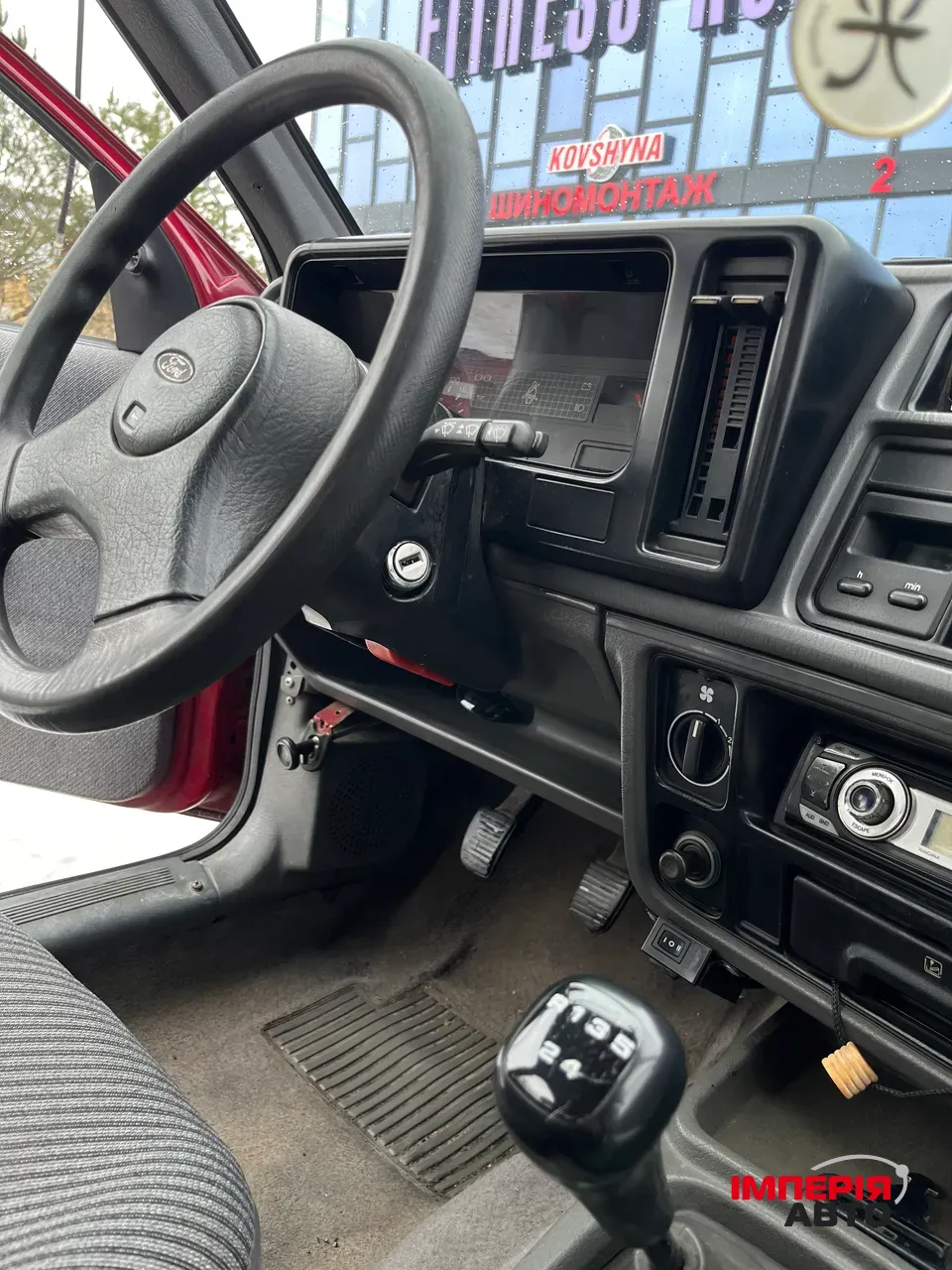 Ford Sierra - фото 7